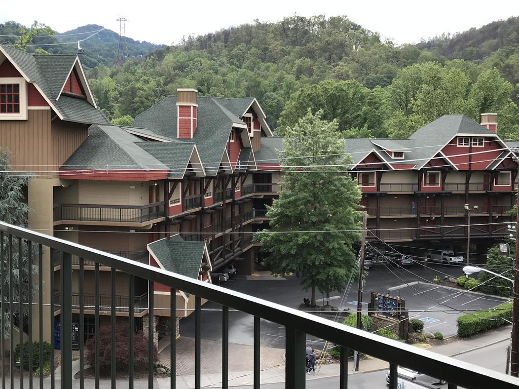 Downtown Gatlinburg Apartment Exterior foto